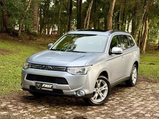 MITSUBISHI OUTLANDER 2.0 16V GASOLINA 4P AUTOMÁTICO MITSUBISHI OUTLANDER 2.0 16V GASOLINA 4P AUTOMÁTICO